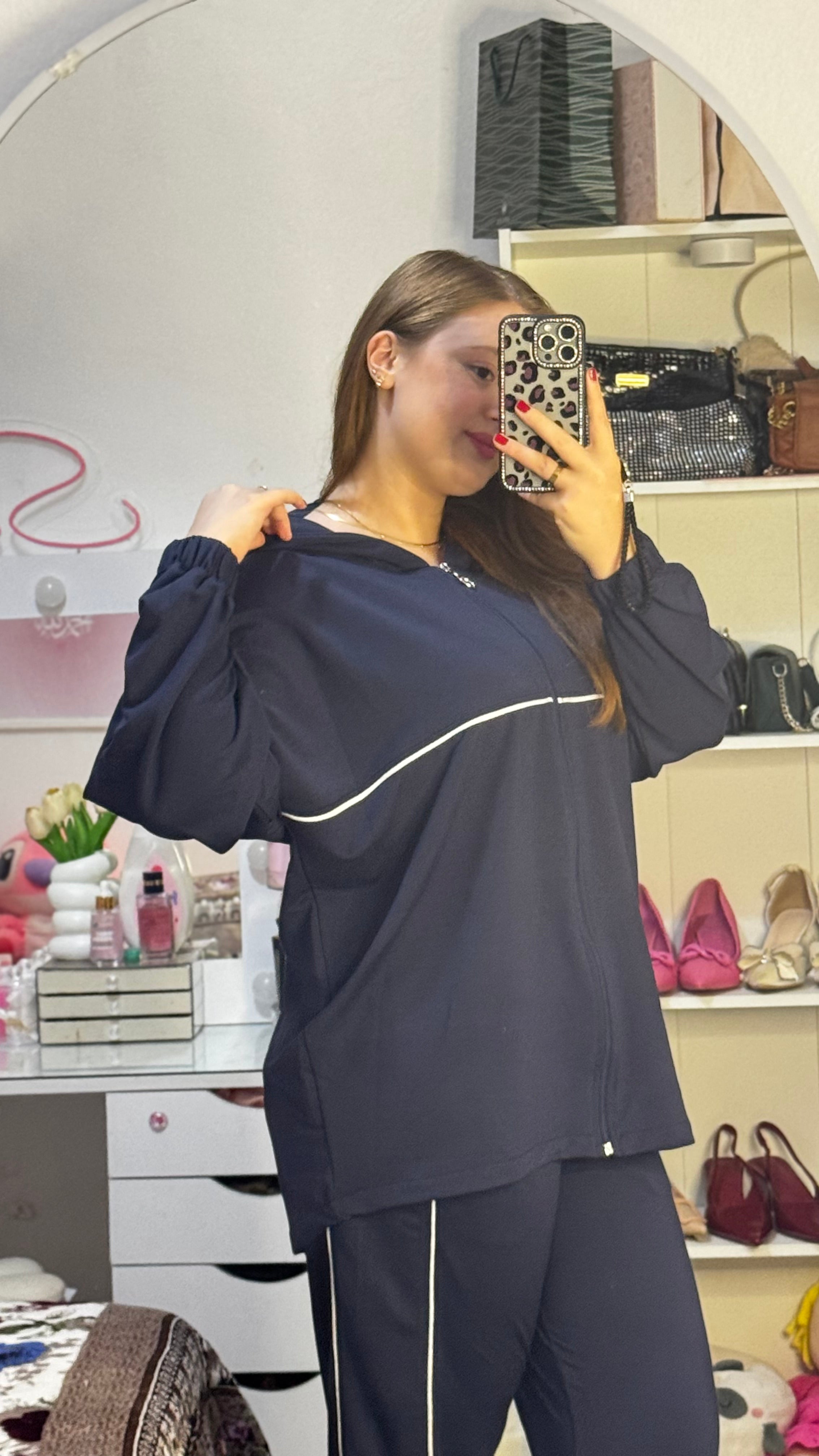 طقم "سيلينا" (Selena Set): حيث تلتقي الفخامة بالحرية ✨